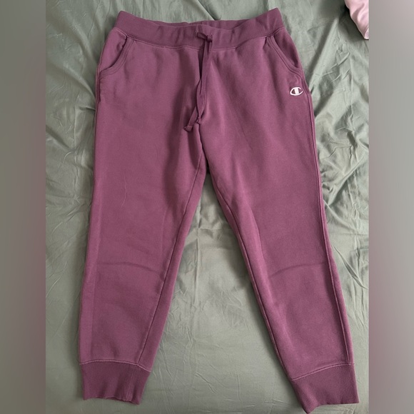 BNWOT Champion Sweats Size L - Picture 1 of 3